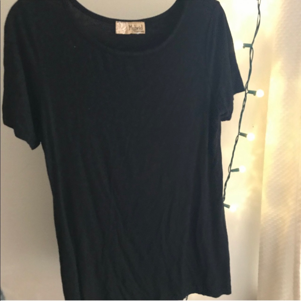 black short sleeved top
